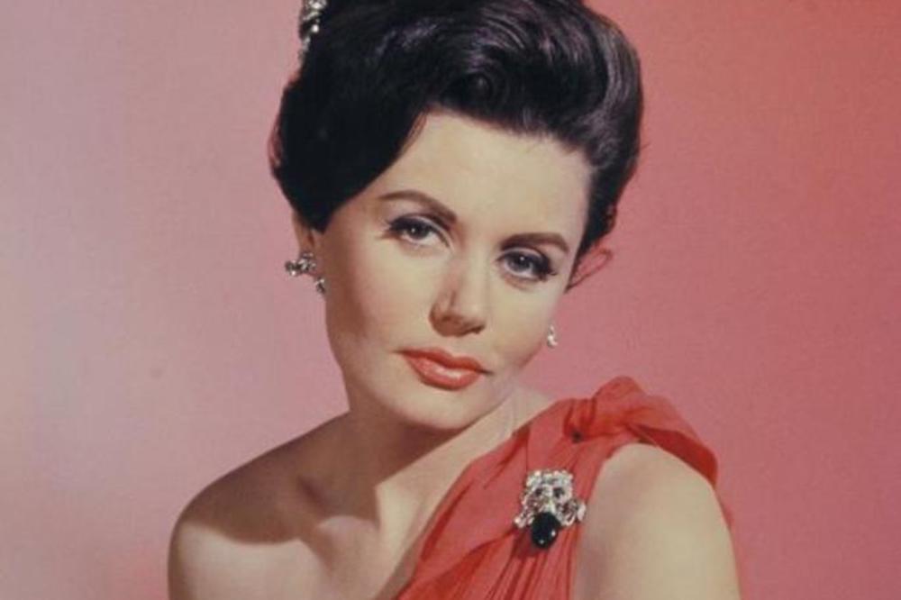 PREMINULA PRVA BOND DEVOJKA!