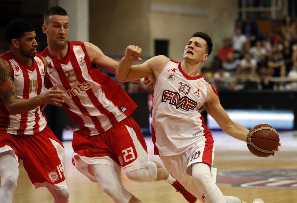 Velika borba u uvodnim minutima meča