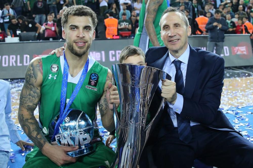 VILBEKIN OBLAČI DRES TURSKE! Sjajni bek Darušafake dobija  državljanstvo zemlje u kojoj trenutno zarađuje hleb! (VIDEO)