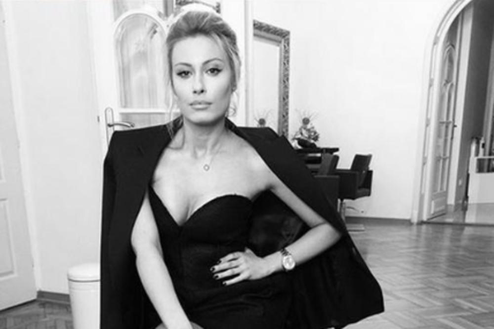 BITAN MUŠKARAC U DAJANINOM ŽIVOTU NAČINIO PRAVU STVAR: Voditeljka PLAČE OD SREĆE, dogodilo se! (FOTO)