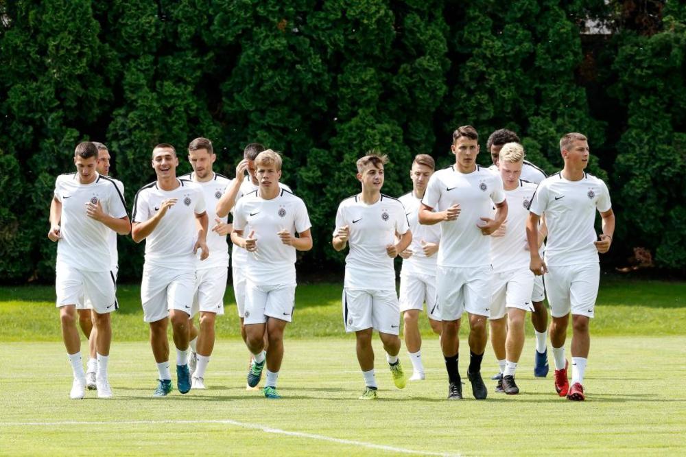 GOTOVO! Dva igrača napustila Partizan!