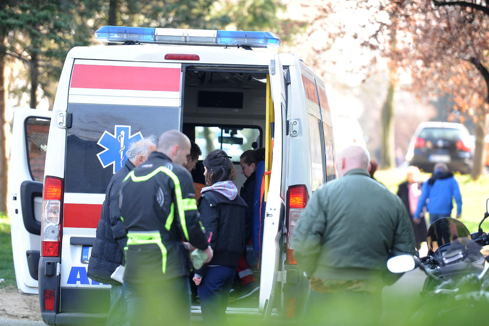 DETALJI SMRTI TINEJDŽERKE U KRAGUJEVCU! Brat i majka pronašli obešenu devojčicu (15), motiv nepoznat