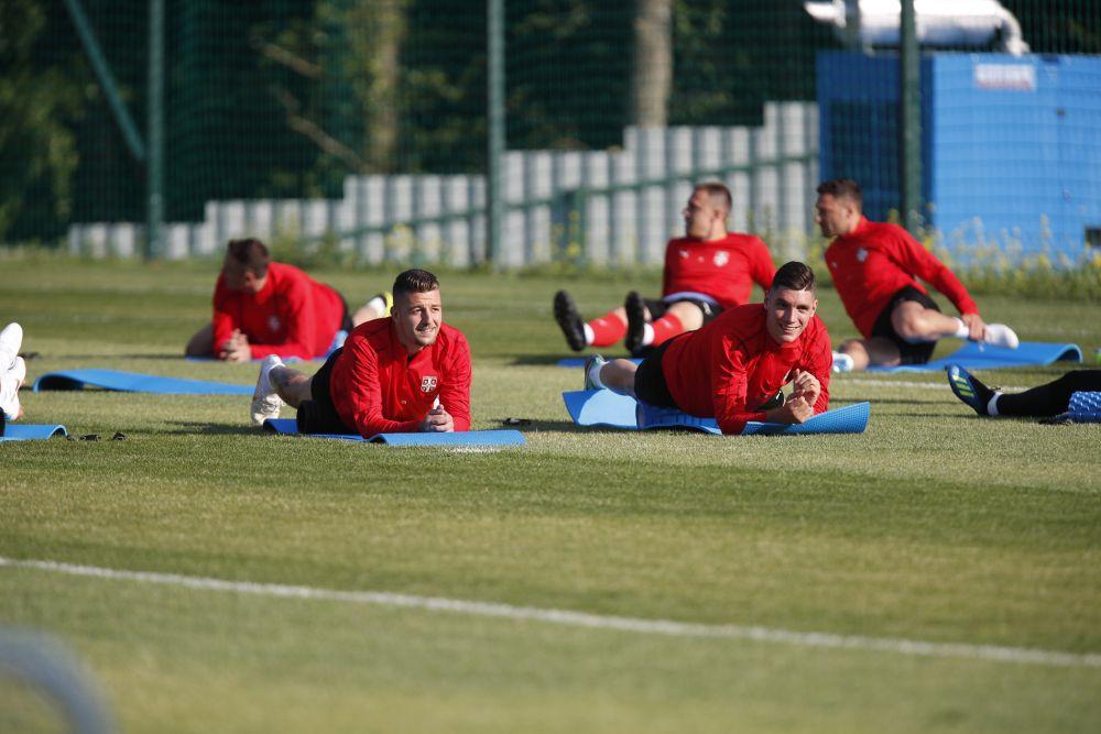 Fudbaleri Srbije na prvom treningu po dolasku u Rusiju  
