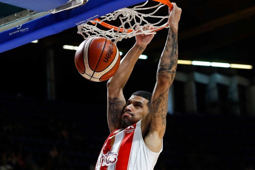 RASTALI SE ZVEZDA I FELDIN! Sada već bivši bek crveno-belih krenuo putem Jerusalima! (VIDEO)