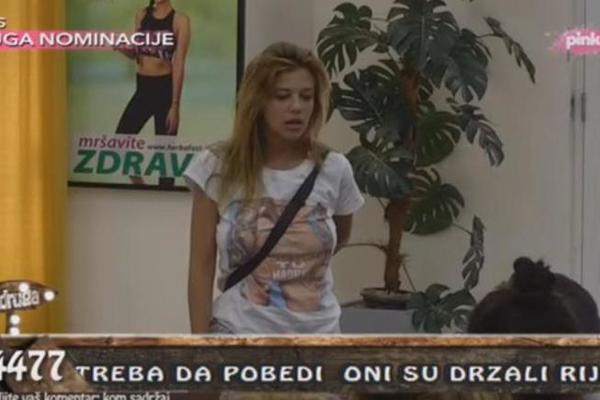 NESTALA I POSLEDNJA USPOMENA NA BRAK SA SLOBOM: Kija još uvek NE ZNA da je ostala bez nečeg jako bitnog za nju! (FOTO)