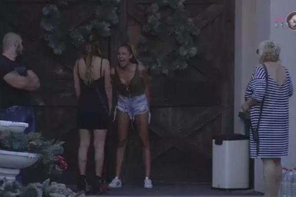 DA LI JE MOGUĆE DA SMO TAKO NISKO PALI? Poznati REDITELJI stali u odbranu RIJALITIJA: To je jedina zdrava stvar u Srbiji!