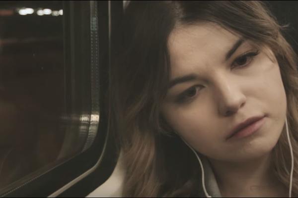 Ovako izgleda život ljudi koji pate od DEPRESIJE: Počinje s blagim osećajem lošeg raspoloženja, a onda...(VIDEO)