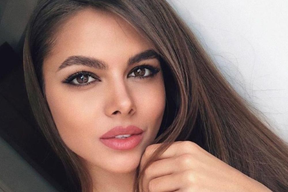 OGLASILA SE NAJLEPŠA ŽENA RUSIJE, PA ZAKUKALA NA SAV GLAS: Bolno je, prestanite! (FOTO)