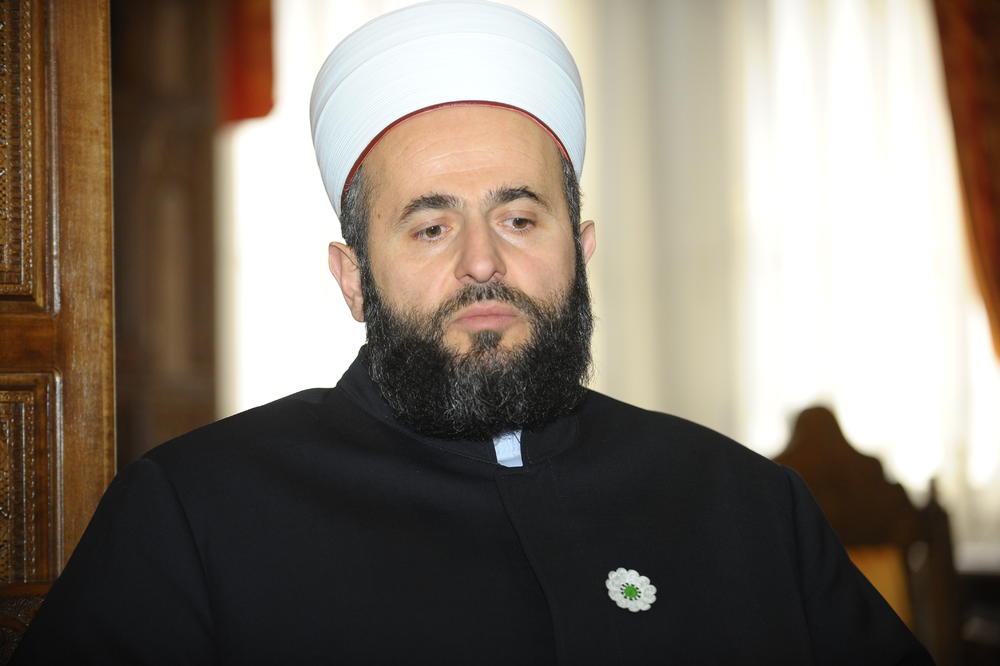 SRBE NISU NABIJALI NA KOLAC, DANAK U KRVI NE POSTOJI: Zukrolić se nalupao u emisiji uživo, SVI SKAMENJENI (VIDEO)