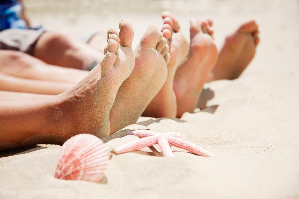 LETO JE PROŠLO, A VAŠA STOPALA SU GORA NEGO IKAD? Potrebna su vam samo dva sastojka da ih PREPORODITE