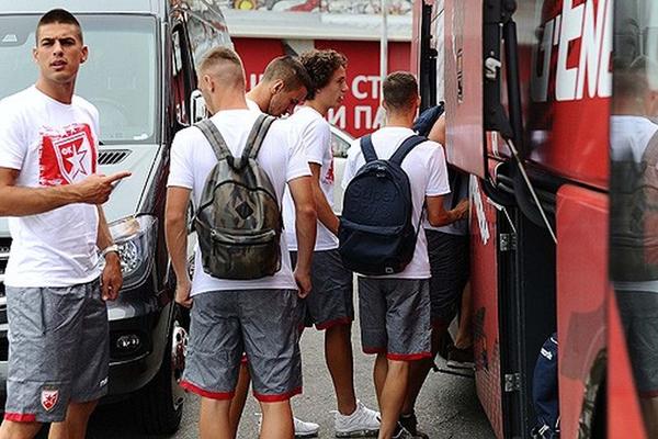 Zvezda otputovala na Zlatibor bez Bena i Melega! Obavljen razgovor sa Milijašem!