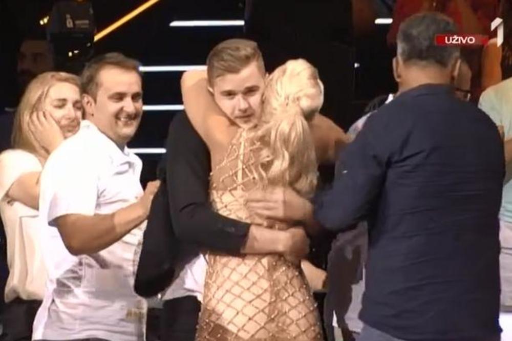 OPET JE BOSANAC POBEDNIK ZVEZDA GRANDA: Anid Ćušić odneo UBEDLJIVU pobedu, a evo koje NAGRADE je osvojio (FOTO)