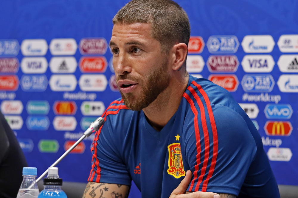 POSLE DVA EVROPSKA I JEDNOG SVETSKOG PRVENSTVA! Ramos više neće oblačiti dres Španije (FOTO)