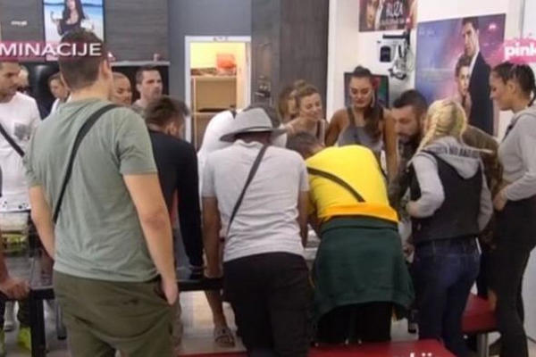 KAKAV JE ZAISTA ŽIVOT POSLE ZADRUGE? Ljudi prilaze, plaču...