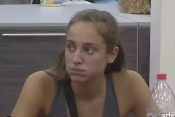 MOJ TATA JE SA MOJOM MAMOM IMAO SVE, A IPAK JE TO RADIO: Luna iznela kakve su probleme Gagi i Anabela imali u braku (VIDEO)