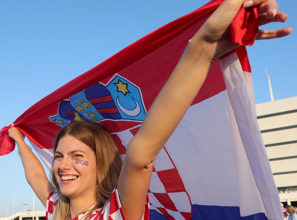 Navijačice Hrvatske su skrenule pažnju svojom lepotom  