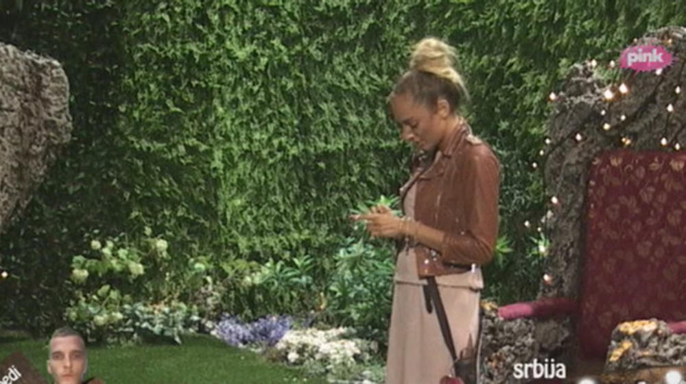 Luna je u suzama naručila pesmu koju je posvetila Slobi  