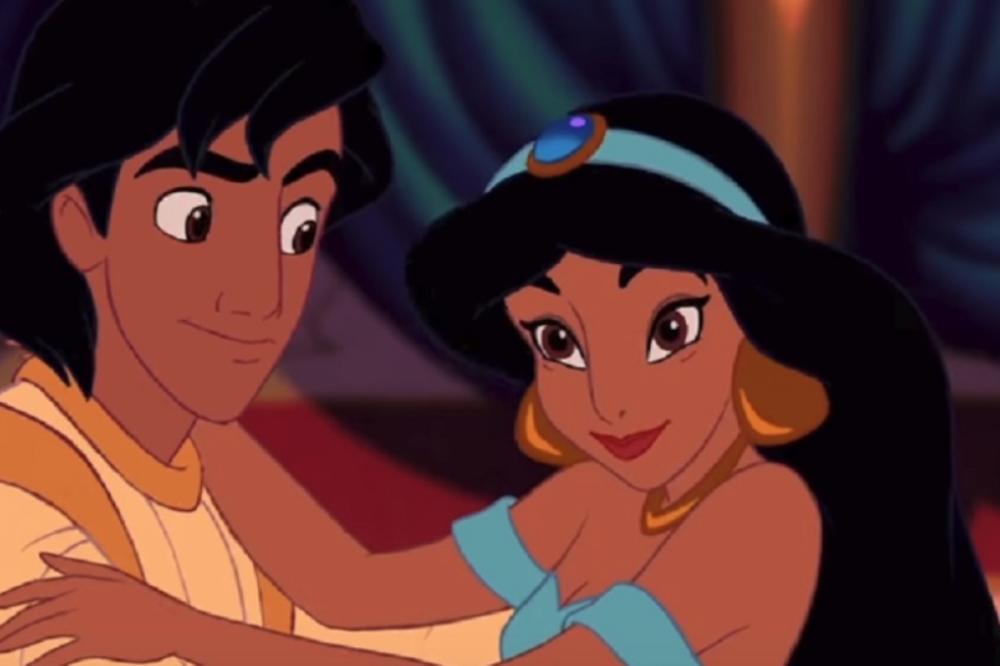 UZ NJIH SMO ODRASTALI, A ovo NISMO PRIMETILI! Svim Diznijevim princezama FALI JEDNA STVAR na telu, evo i koja! (FOTO)