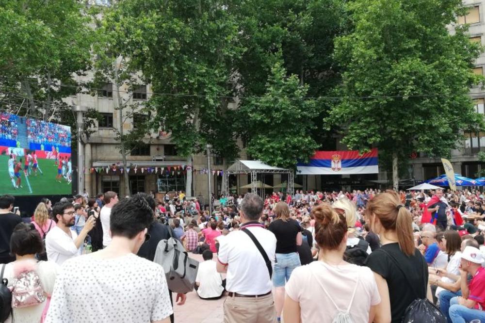 EKSTAZA NA TRGU NIKOLE PAŠIĆA! Bomba Kolarova izazvala zemljotres u Beogradu! (VIDEO)