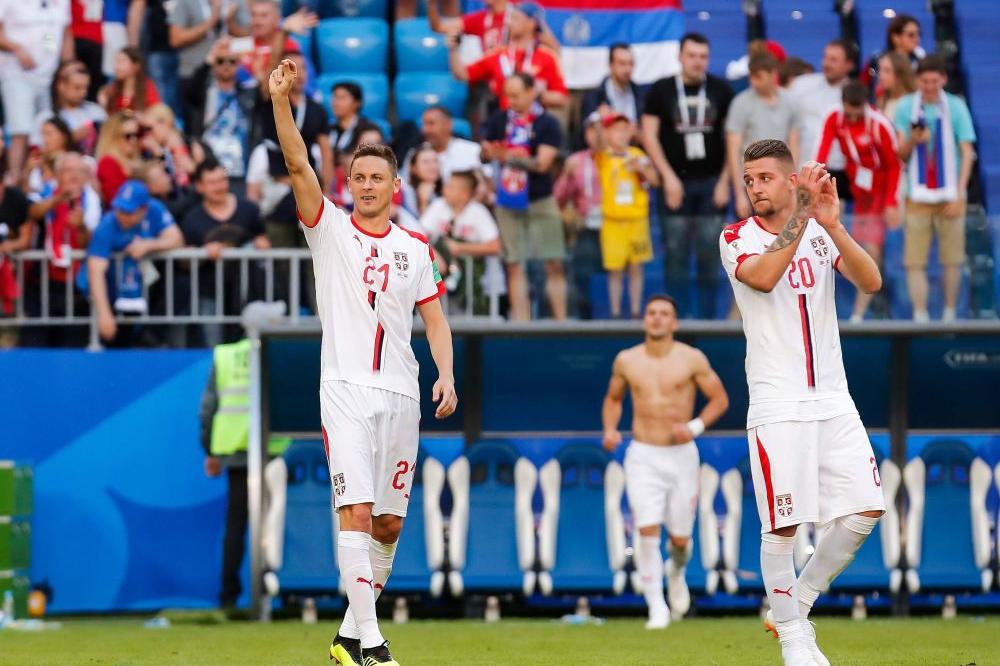 DAN POSLE POBEDE: Opuštena šetnja Orlova pretvorila se u ludilo sa obožavateljima! (VIDEO)