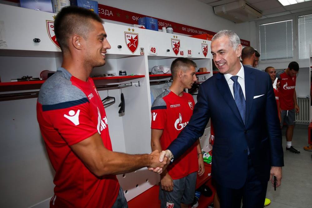 VELIKI PROBLEM NA MARAKANI: Terzić održao sastanak sa fudbalerima - jedino rešenje su Arapi!