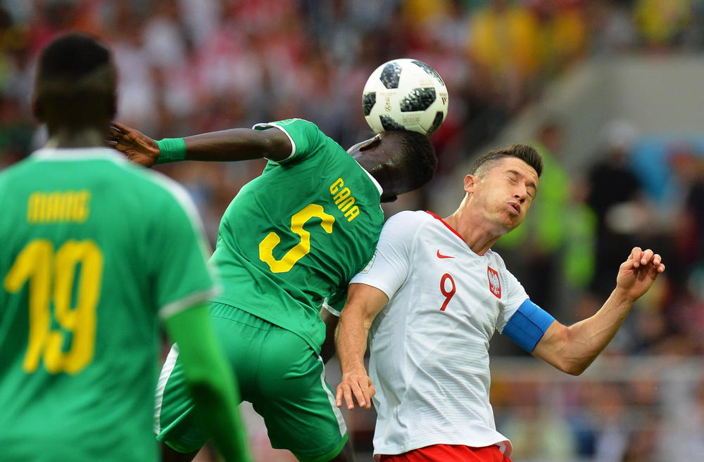 Robert Levandovski i Ismaila Gaj u duelu  