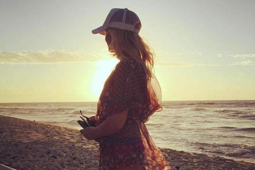 HOROR: Poznata glumica pokušala sebi da ODUZME ŽIVOT - hitno hospitalizovana!