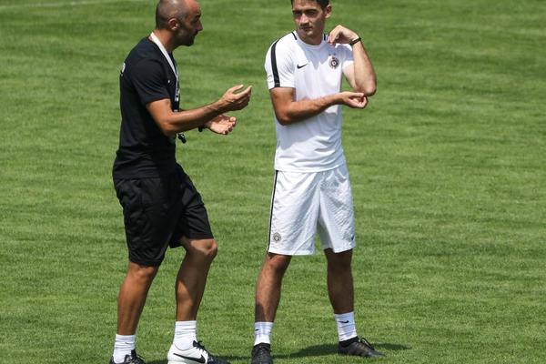 ŽIVOT POSLE ĐUKIĆA! Lazetić: Specifična je situacija, ali ću učiniti sve što mogu da ekipa bude što spremnija! (FOTO)