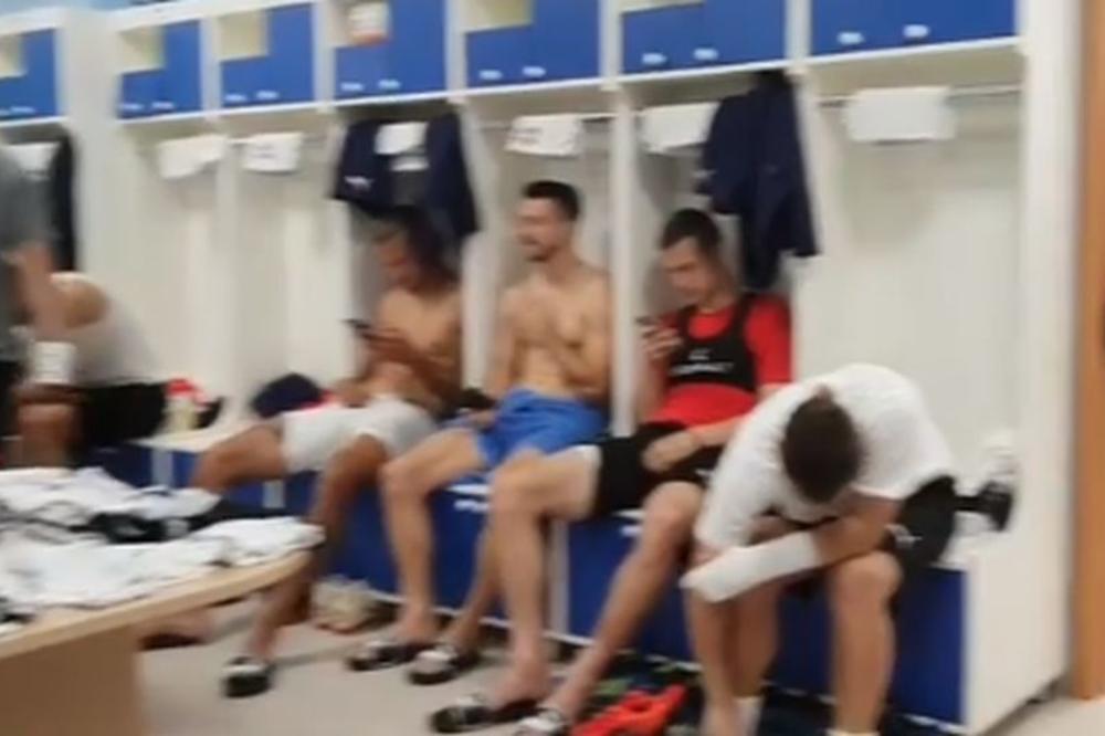 ŠTA SE TO ČUJE U SVLAČIONICI NAŠIH FUDBALERA? Sve trešti, sve se trese od poznatog hita, a Matić ih sve proziva! (VIDEO)