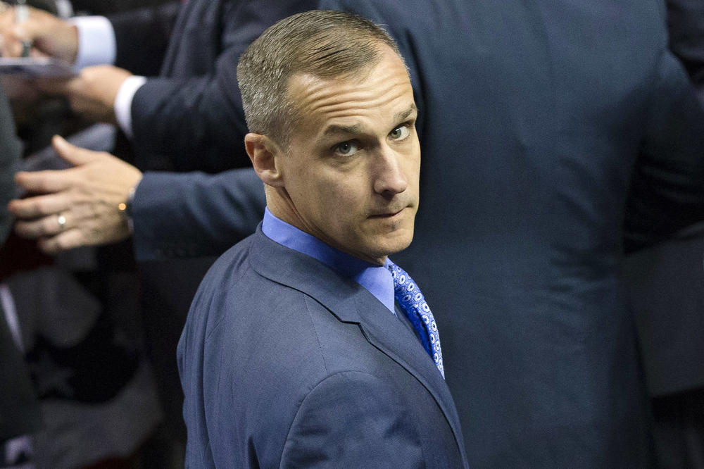 I OVAJ TREBA DA LOBIRA ZA SRBIJU! Bivši Trampov savetnik ismevao devojčicu (10) koja boluje od Daunovog sindroma! (VIDEO)