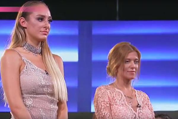 OPET PLJUVKA PO LUNI! Jeftina kopija Kije još i pokazuje golo du*e