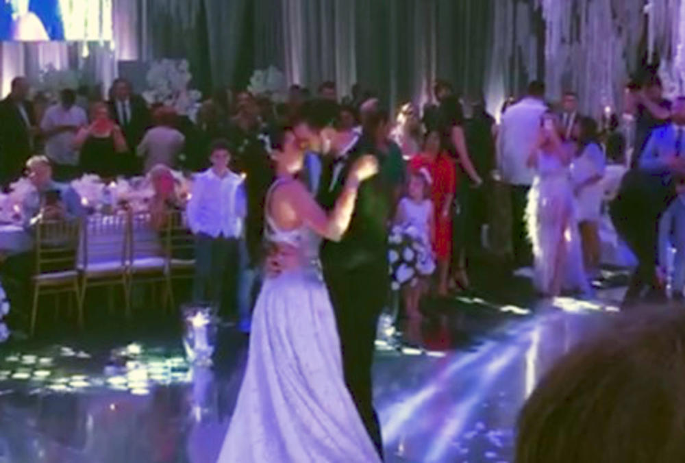 Njena 2. po redu venčanica  