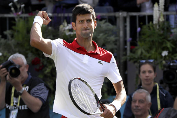 NOLE, ZABORAVIO NA TENIS ZBOG MUNDIJALA: Đoković opet šalje fantastičnu poruku srpskim fudbalerima! (VIDEO)