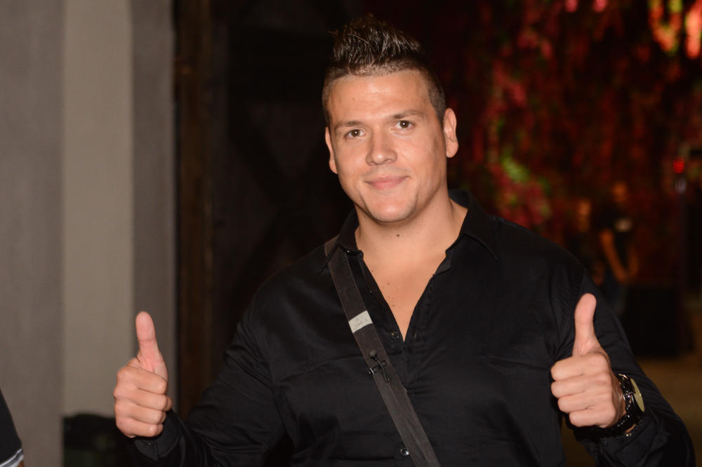 ZAVRŠIO NA ULICI: Sloba nema vajde ni od Kije ni od Lune, pa sada mora da živi OVDE!