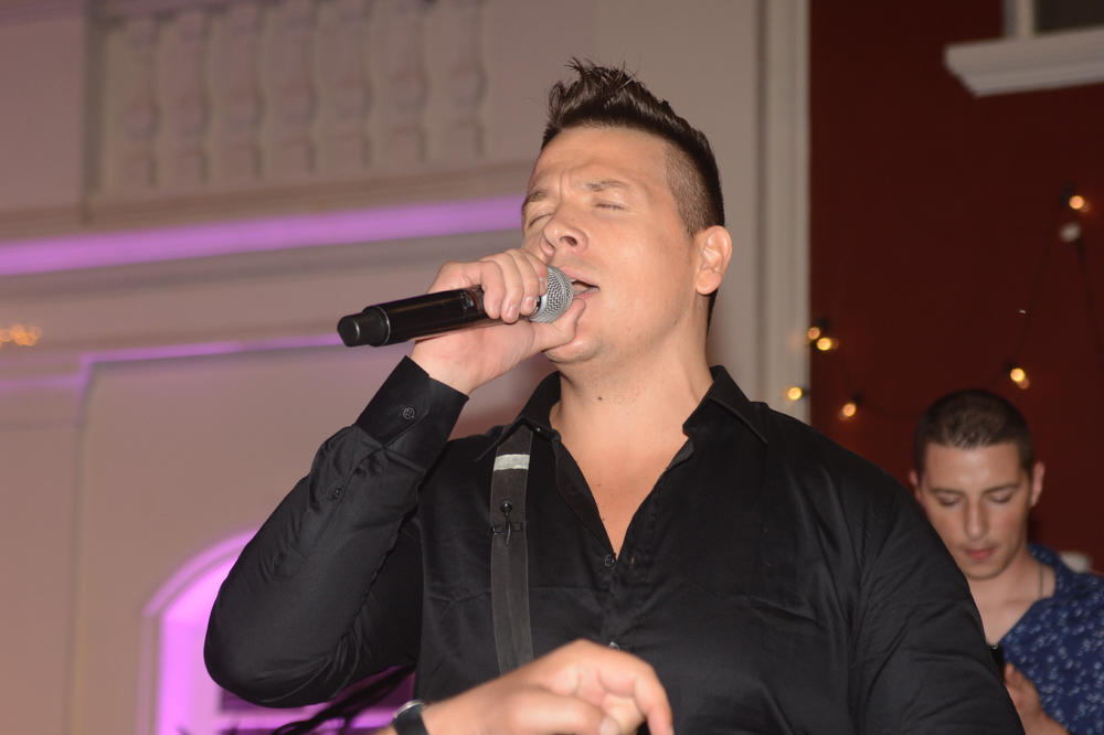 PLAŠILI SMO SE KAKO ĆE PUBLIKA REAGOVATI: Slobin menadžer otkrio KOLIKO je pevač ZARADIO od Zadruge, ali i kako je prihvaćen na nastupima (VIDEO)