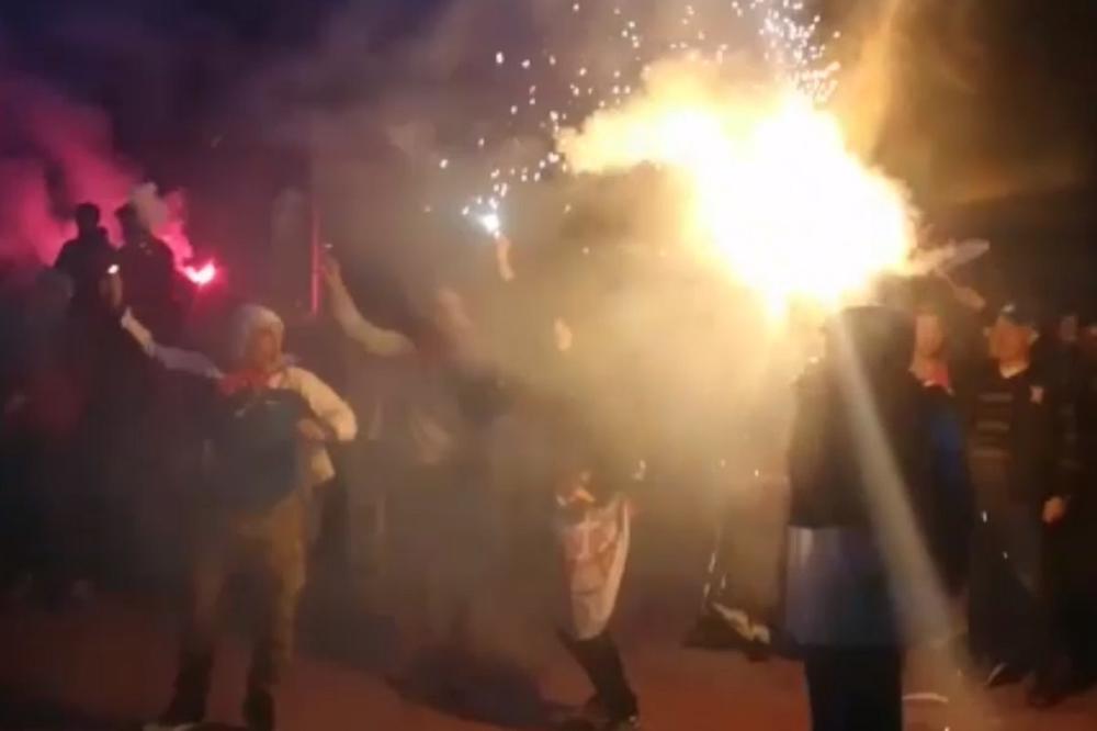DELIRIJUM U BEOGRADU! Evo kako su Srbi propratili gol Mitrovića protiv Švajcarske! (VIDEO)