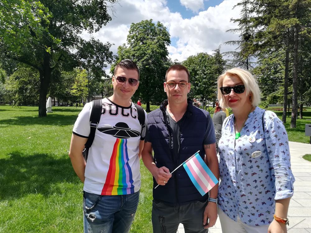 Marko Bastać podržao Paradu ponosa    