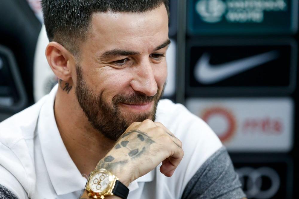 POTPISAO GABRIJEL ENAKE: U poslednji čas je stigao da pomogne klubu u kvalifikacijama za Ligu Evrope!