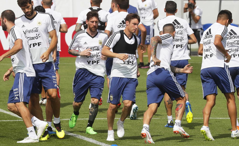 Igrači Argentine će sami odabrati postavu i taktiku za meč protiv Nigerije  