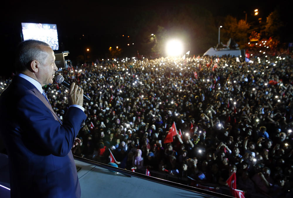 Erdogan slavio pobedu  