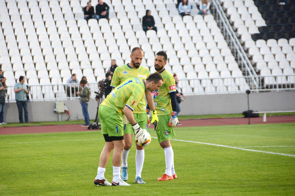 Vratio se legendarni golman! Poslušajte šta je imao da poruči svim navijačima sa priprema iz Slovenije! (VIDEO)