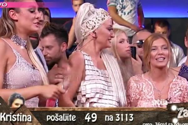 TRAŽI BOLJE USLOVE: Blogerka ponovo razmišlja da uđe u Zadrugu, a kako li će REAGOVATI njeni RODITELJI?! (FOTO)