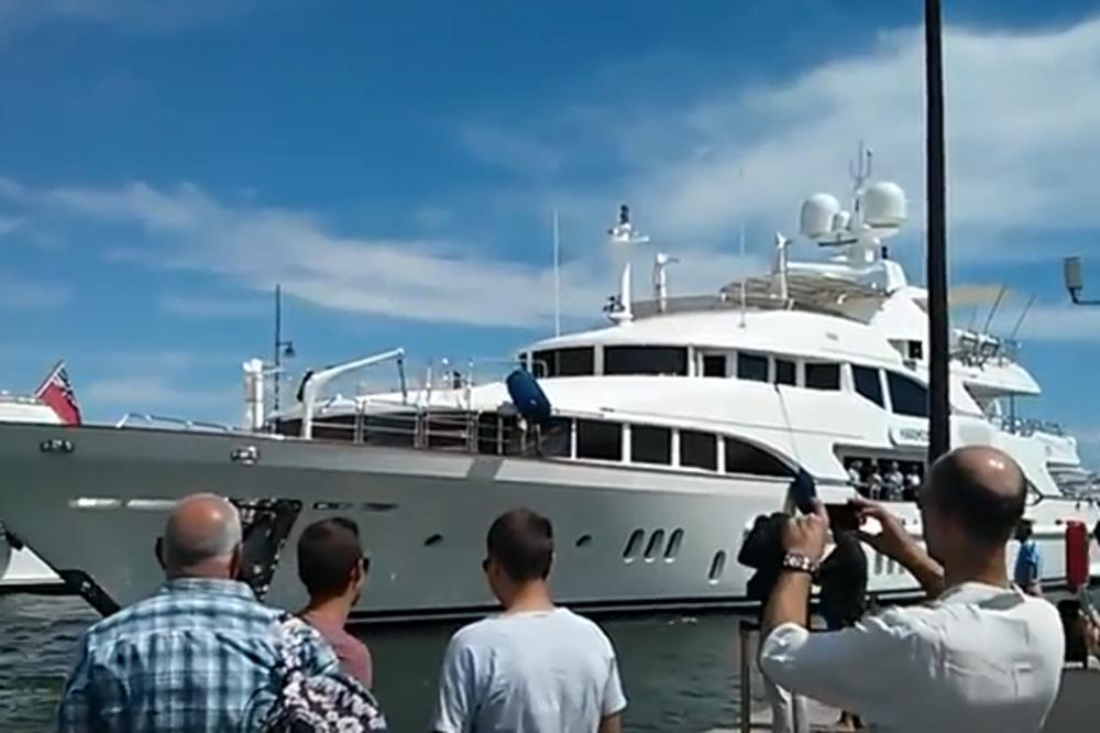 RADNICA OTKRILA GADOSTI KOJE JE VIDELA NA JAHTI: Bogataši BESRAMNO taže JEDNO, plaćaju PAPRENO, teško je reći "ne"