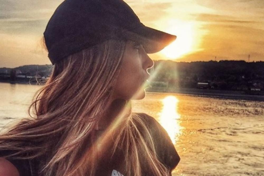 BILA JE NAJLEPŠA ŽENA JUGOSLAVIJE! Promenila IZGLED i svi tvrde da je PRETERALA sa OPERACIJAMA, a danas izgleda ovako!