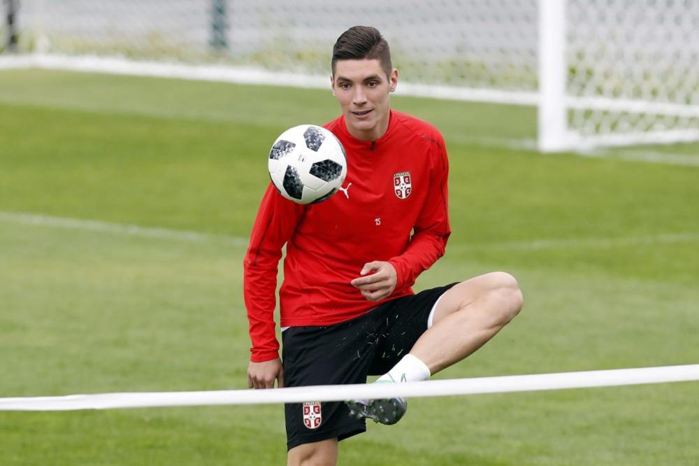 Bleki Milenković pred transferom karijere! Velikan svetskog fudbala zagrizao za srpskog defanzivca!