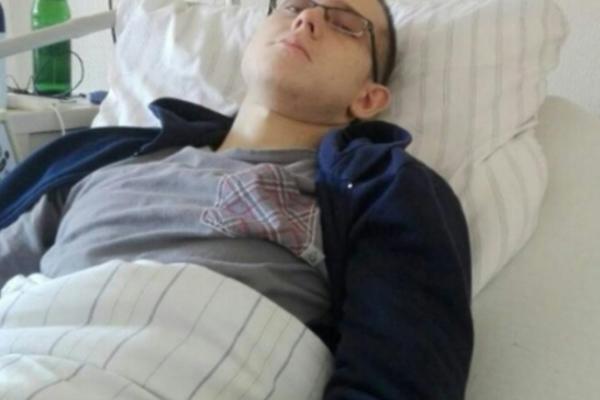 ŽELIM DA OZDRAVIM, ŽELIM DA ŽIVIM! Treba mi 60.000 evra da bih imao šansu, a u suprotnom... SRBIJO, AKO TE NE POKRENU STEFANOVE REČI... (FOTO)