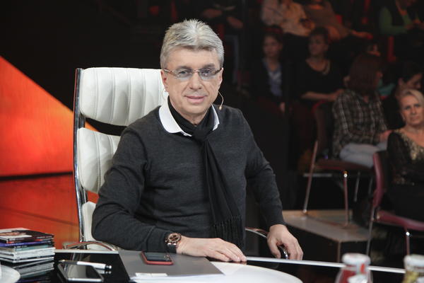 MILICA TODOROVIĆ JE BAČENA U DRUGI PLAN: Pevačica otkrila kako joj je SAŠA POPOVIĆ UNIŠTIO KARIJERU (FOTO)