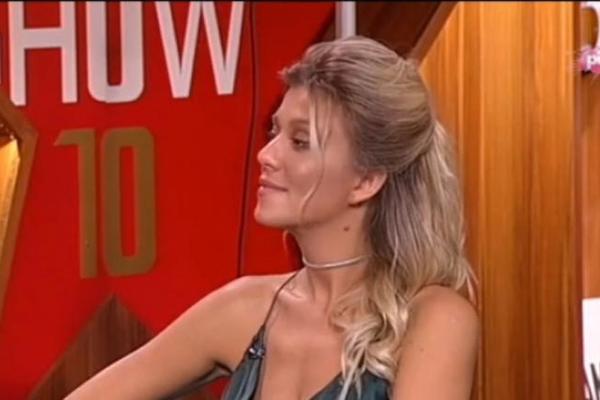 DA LI JE ON OSVOJIO NJENO SRCE?! Kija u zagrljaju zgodnog FUDBALERA! MLAĐI JE OD NJE 7 GODINA!