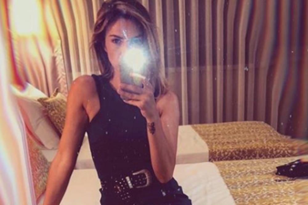 PEVAČICU JE TADA UGRIZAO KONJ, GODINAMA ŽIVI SA TRAUMOM: Umalo KOBNO završila FOTO