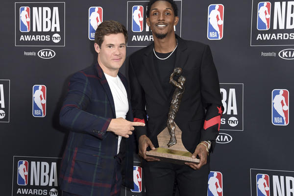 NBA superstar je imao dve žene, a onda je ostavio jednu! S njegovim brojkama na terenu tada se dogodio BUM! (FOTO) (VIDEO)